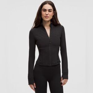 NWOT Size 4 - Lululemon Define Crop Jacket Nulu all Black
